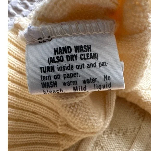 Vintage‎ Pendleton Yellow Wool Sweater Vest 100% Virgin Wool Preppy Academia M - Picture 6 of 6